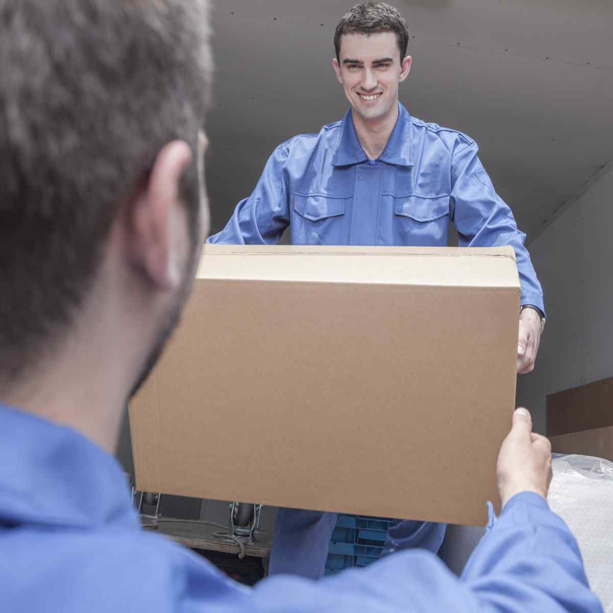 https://aktallogistics.com/wp-content/uploads/2017/07/inner_4_home_02.jpg